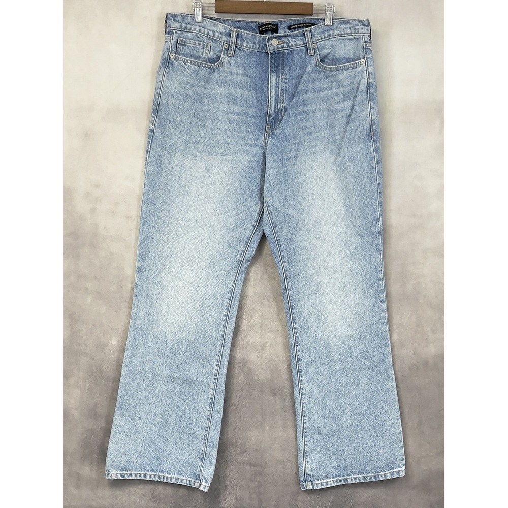 Banana Republic High-Rise Relaxed Bootcut Jeans Womens 33 Long‎ Minimal Preppy